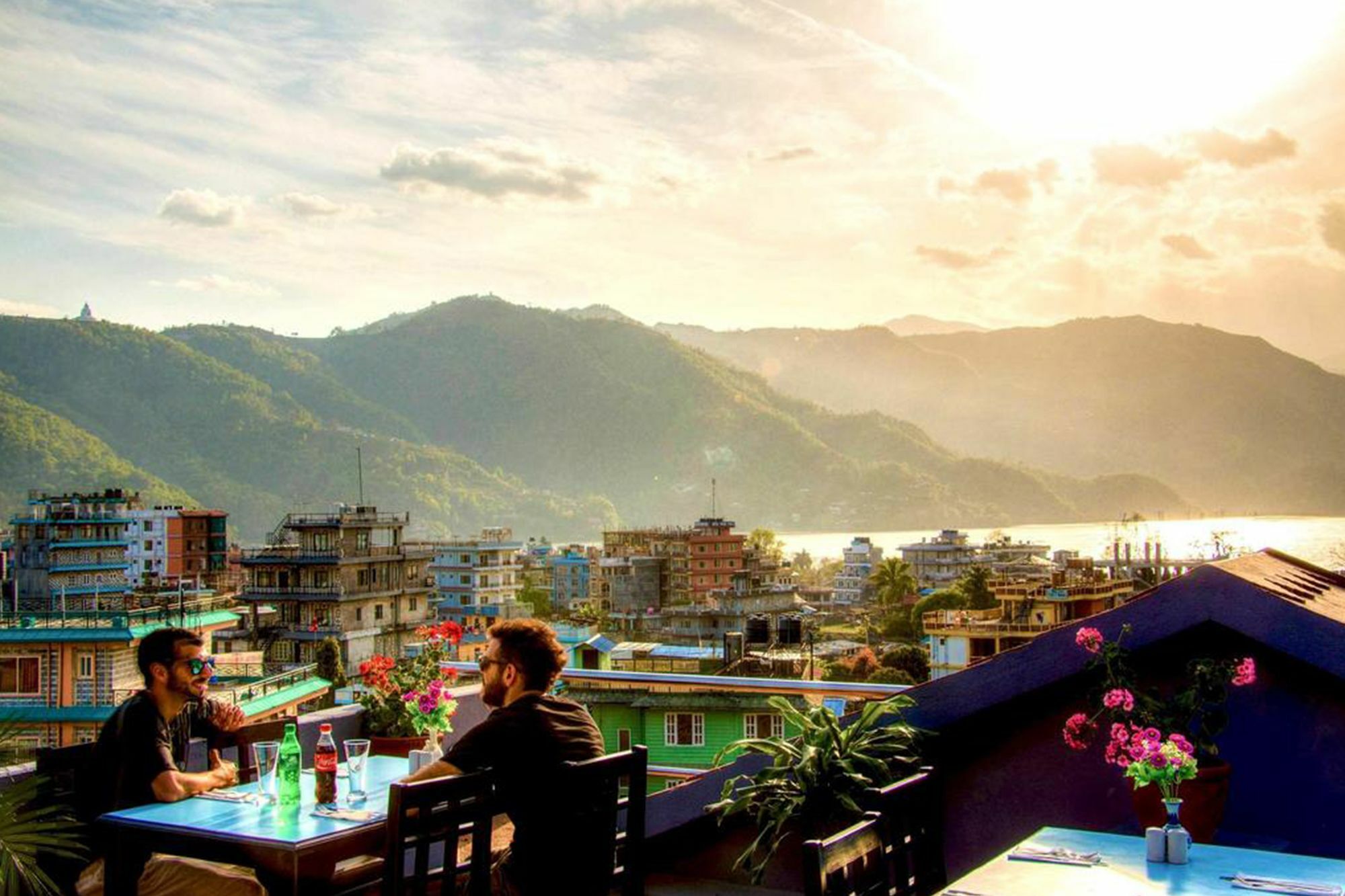 Hotel Atrium Pokhara Esterno foto